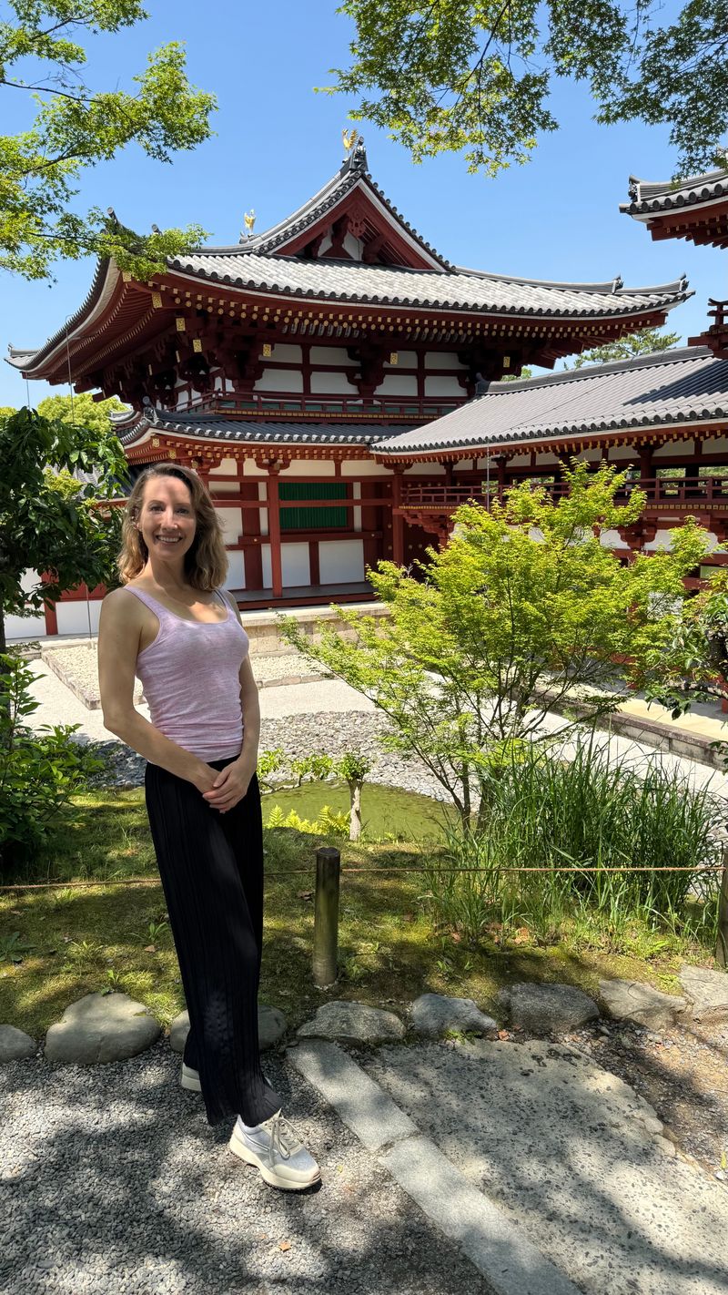 Phoenix Hall of Byodo-in Temple in Uji, also seen on the 10 Yen coin